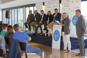 Carlos Alonso en la conferencia 