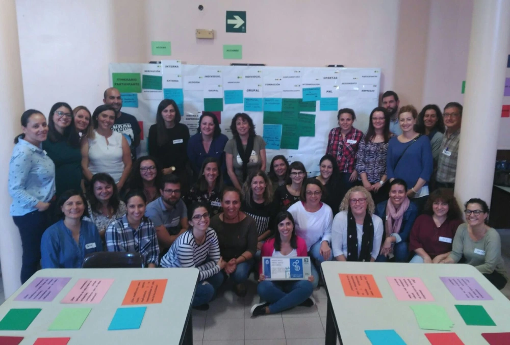 reunión del equipo de Orientación de Barrios por el Empleo